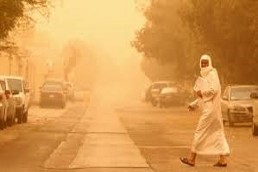 dust-storm Dust storm breaks out in Saudi Arabia; People should not go out; Caution