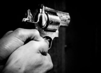 man shot dead in delhi