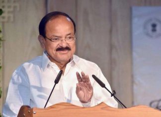 മഹാമാരിയുടെ മോശം ഘട്ടം അവസാനിച്ചെന്ന് കരുതാം, ജാഗ്രത തുടരണം; ഉപരാഷ്ട്രപതി