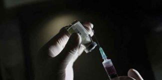 18ന് മുകളിൽ പ്രായമുള്ളവരുടെ വാക്സിനേഷൻ വൈകും; നാളെ തുടങ്ങാനാവില്ലെന്ന് മധ്യപ്രദേശും