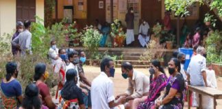 ഓൺലൈൻ രജിസ്ട്രേഷൻ ചെയ്തിട്ടും വാക്സിനില്ല; ആശയക്കുഴപ്പം തുടരുന്നു