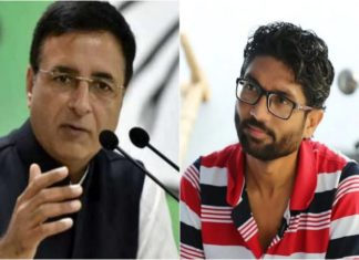 കോൺഗ്രസ് നേതാവ് സുർജേവാലക്കും ജിഗ്നേഷ് മേവാനിക്കും കോവിഡ്