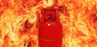 പാചക വാതക സിലിണ്ടർ പൊട്ടിത്തെറിച്ചു; ഗൃഹനാഥന്റെ നില ഗുരുതരം