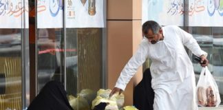 റമദാനിൽ ഭിക്ഷാടനം നിരോധിക്കാൻ യുഎഇ പോലീസ്; ക്യാംപയിൻ ആരംഭിക്കും