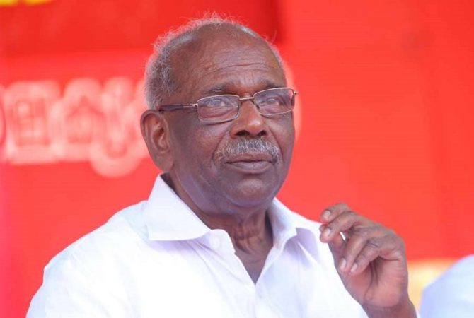 ‘വീട്ടിൽ ഭാര്യയും മക്കളുമുണ്ടെന്ന് ഓർക്കണം; മര്യാദകേട് കാണിച്ചാൽ നിയമം കൈയ്യിലെടുക്കും’ mm mani