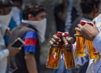 ജില്ലയിൽ മാഹി മദ്യവുമായി ഒരാൾ അറസ്റ്റിൽ; പിടികൂടിയത് 190 കുപ്പി മദ്യം mahe