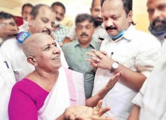 തിരഞ്ഞെടുപ്പിന് മുമ്പേയുള്ള കൂട്ടുകെട്ട്; ലതികാ സുഭാഷിന്റെ എൻസിപി പ്രവേശനത്തിൽ അഡ്വ. പ്രിൻസ് ലൂക്കോസ്