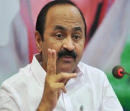 പിഎം ശ്രീ പദ്ധതി നടപ്പാക്കരുതെന്ന് നേതാക്കൾ; പിൻമാറാൻ കഴിയില്ലെന്ന് മുഖ്യമന്ത്രി VD Satheesan comments