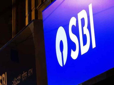 Robbery at SBI; 12 lakh and gold were looted