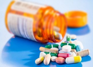 അട്ടപ്പാടിയിലെ അനധികൃത മരുന്ന് വിതരണം; ഉടന് നടപടി സ്വീകരിക്കുമെന്ന് ജില്ലാഭരണകൂടം medicine