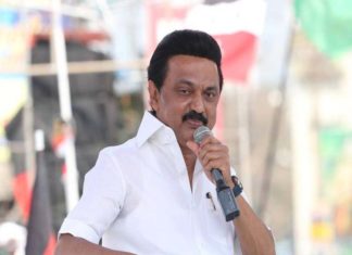 കോവിഡ് ഡ്യൂട്ടിക്കിടെ ജീവൻ പൊലിഞ്ഞ ഡോക്ടർമാരുടെ കുടുംബങ്ങൾക്ക് 25 ലക്ഷം; പ്രഖ്യാപനവുമായി തമിഴ്നാട്