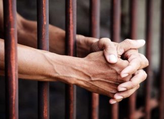 കോവിഡ് വ്യാപനം : 1500ഓളം തടവുകാർക്ക് പരോൾ parole