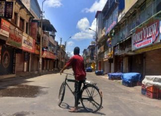 അതിരുവിടരുത്; വേറെ വഴിയില്ലെന്ന് തോമസ് ഐസക്ക്; ലോക്ക്ഡൗൺ നിയന്ത്രണങ്ങൾ ഇന്നറിയാം