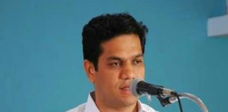 ‘เดเดฑเดเตเดเตเดจเตเดจ เด
เดงเตเดฏเดเตเดทเดจเต เดเดจเดฟเดฏเตเด เดเดตเดถเตเดฏเดฎเตเดฃเตเดเต?’; เดนเตเดฌเดฟ เดเดกเดจเตเดฑเต เดตเดฟเดฎเตผเดถเดจเด