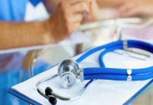 Veena George Assaulted by KSU Protestors in Kannur