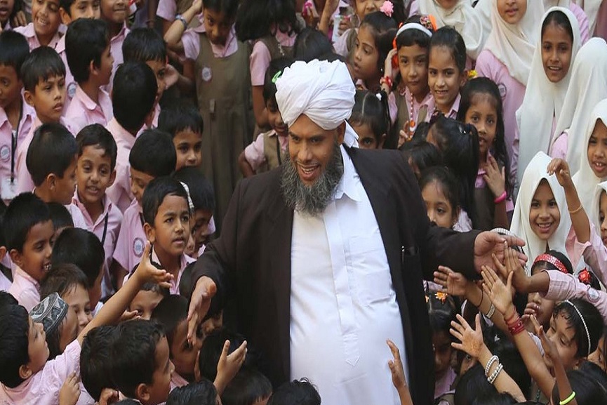 Sayyid Bukhari with ma'din school students
