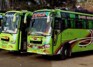 കോവിഡിലെ ദുരിതം; ടൂറിസ്റ്റ് ബസ് ഉടമകളെ സഹായിക്കണമെന്ന് ആവശ്യപ്പെട്ട് സമരം