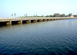 തോട്ടപ്പള്ളി സ്പിൽവേയുടെ ഏഴാം നമ്പർ ഷട്ടർ തകർന്നു