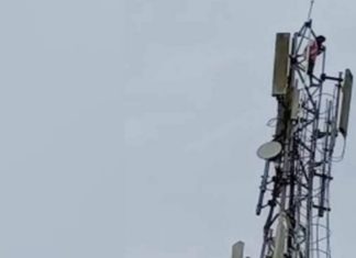 ഭാര്യ പോലീസിൽ പരാതി നൽകി; ടവറിൽ കയറി യുവാവ് തൂങ്ങിമരിച്ചു