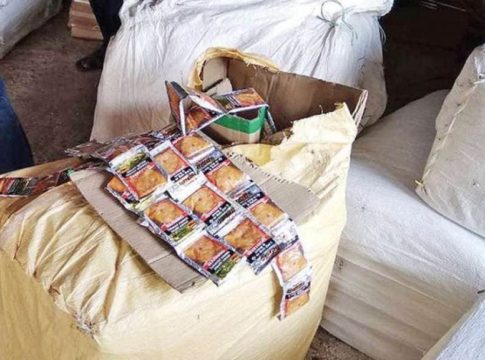 ട്രെയിനില് നിന്നും നിരോധിത പാന്മസാല പിടികൂടി pan masala seized