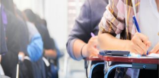 കോവിഡ് വ്യാപനം; നീറ്റ് പരീക്ഷ സെപ്റ്റംബറിലേക്ക് മാറ്റിയേക്കും NEET Exam