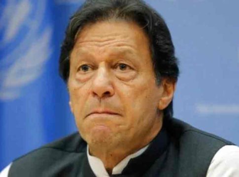 ‘ഇമ്രാൻ ഏകാന്ത തടവിൽ, മാനസികമായി പീഡിപ്പിക്കപ്പെട്ടു’; കൂടിക്കാഴ്ച നടത്തി സഹോദരി Imran Khan's bail extended till May 31; The court said that there should be no arrest