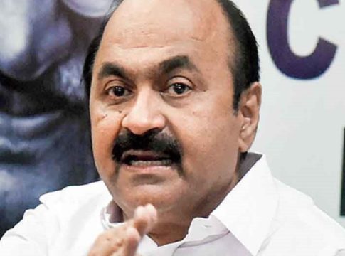 അതിതീവ്രമഴ: ഏകോപനത്തിന് മന്ത്രിമാർ ജില്ലകളിൽ ക്യാമ്പ് ചെയ്യും- മുഖ്യമന്ത്രി vd satheesan-kpcc