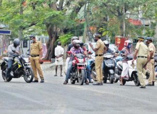 സമ്പൂര്ണ ലോക്ക്ഡൗണുള്ള സ്ഥലങ്ങളില് യാത്രയ്ക്ക് പാസ് വേണം; മാര്ഗ നിര്ദ്ദേശമായി lockdown_kerala