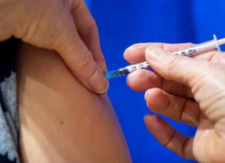 One death in the country due to side effects of covid vaccine; Confirmed center
