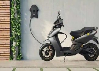 ഇലക്ട്രിക് വാഹനങ്ങളുമായി നിരത്തിൽ ഇറങ്ങുമ്പോൾ ശ്രദ്ധിക്കുക; മുന്നറിയിപ്പുമായി എംവിഡി