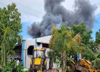 fire breaks out in Pune