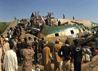 Pakisthan-train Accident