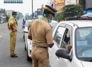 ലോക്ക്ഡൗൺ; പരിശോധന കർശനമാക്കി പോലീസ്, നിരവധി വാഹനങ്ങൾ പിടിച്ചെടുത്തു