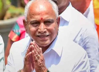 യെദിയൂരപ്പക്ക് പിന്തുണയുമായി ബിജെപി പ്രവർത്തകർ; കടകളടച്ച് പ്രതിഷേധിച്ചു BJP workers support BS-Yediyurappa