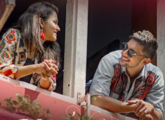 Neeyam Nizhalil Album