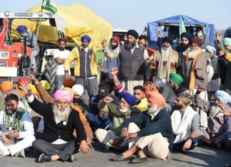 ഡെൽഹി ചലോ മാർച്ച്; യുവകർഷകൻ മരിച്ചു- അതിർത്തിയിൽ വൻ സംഘർഷം Farmers protest