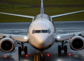 ഇന്ത്യയിൽ നിന്നുള്ള വിമാനങ്ങളുടെ വിലക്ക് നീട്ടി കാനഡ Travel ban to Canada