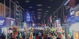 കോവിഡ് പ്രോട്ടോക്കോള് ലംഘനം; മിഠായിത്തെരുവില് 70 കേസുകള്