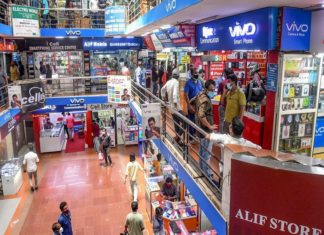 സംസ്ഥാനത്ത് കൂടുതൽ ഇളവുകൾ; ഇന്ന് വാരാന്ത്യ ലോക്ക്ഡൗൺ ഇല്ല Lockdown relaxation Kerala