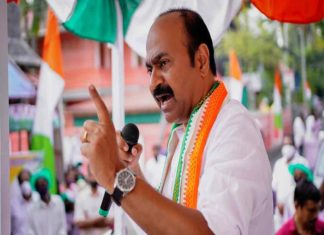 സൈബർ സഖാക്കൾ നടപ്പാക്കുന്നത് പാർട്ടി കോടതിയുടെ ശിക്ഷാവിധി; പ്രതിപക്ഷ നേതാവ് VD Satheesan Against cpm