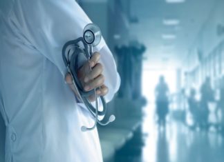 ആശുപത്രിയിൽ എത്തിച്ച പ്രതി അക്രമാസക്തനായി; ഡ്രസിങ് റൂം അടിച്ചു തകർത്തു PG doctors strike in the state today; OP will boycott