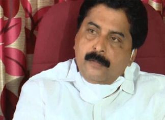 Black flag protest against Minister Roshi August in Kattappana