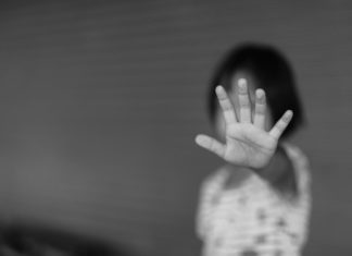 എട്ടുവയസുകാരിക്ക് അതിക്രൂര മർദ്ദനം; പിതാവിനെ കസ്റ്റയിലെടുത്ത് പോലീസ് Child Abuse Kerala