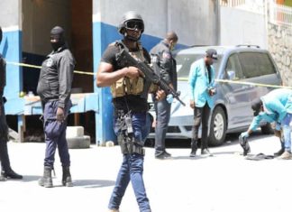 Haiti seeks US, UN troops' help