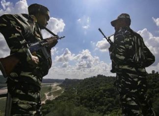 കശ്മീരിൽ ഏറ്റുമുട്ടൽ; രണ്ട് ഭീകരരെ വധിച്ചു Encounter-in-Kashmir
