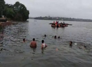 സരയു നദിയില് കുളിക്കാനിറങ്ങിയ മൂന്നു പേര് മുങ്ങിമരിച്ചു; ആറ് പേരെ കാണാതായി ayodhya-saryu-drown