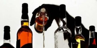 സാനിറ്റെെസർ നിർമാണത്തിന്റെ മറവിൽ സ്പിരിറ്റ് കടത്തിയ സംഭവം; മൂന്ന് പേർക്കെതിരെ കേസ് Spirit smuggling case