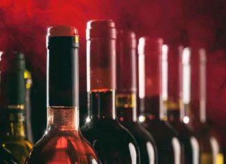 തിരുവമ്പാടിയിൽ വീണ്ടും മദ്യവേട്ട; ആർആർടി വോളണ്ടിയർ ഉൾപ്പടെ രണ്ട് പേർ പിടിയിൽ alcohol poaching, kozhikode