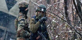 Clashes continue in Pulwama