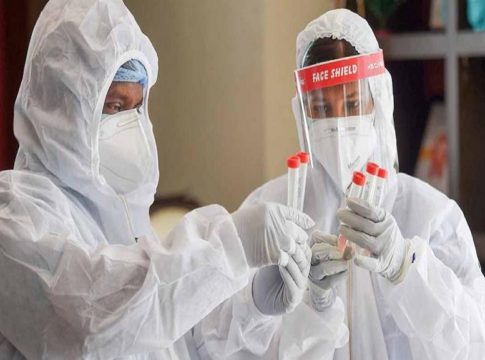 18 കടന്ന് ടിപിആർ; നിയന്ത്രണങ്ങൾ കടുപ്പിക്കാനൊരുങ്ങി പാലക്കാട് ജില്ലാ ഭരണകൂടം Covid test